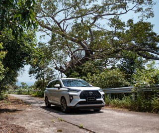 Veloz Cross CVT